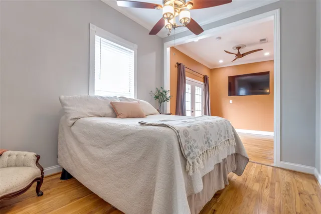 $799,900 | 1220 Bingham Street, Houston, TX 77007