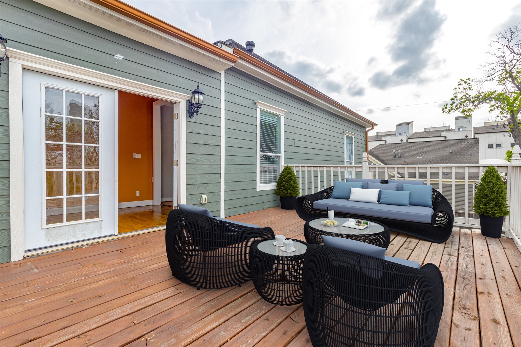 1220 Bingham Street Houston, TX 77007 - Photo 25 of 29 Virtual staging.