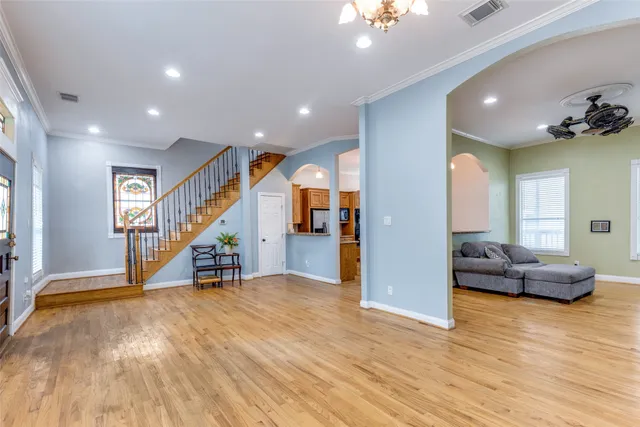 $799,900 | 1220 Bingham Street, Houston, TX 77007