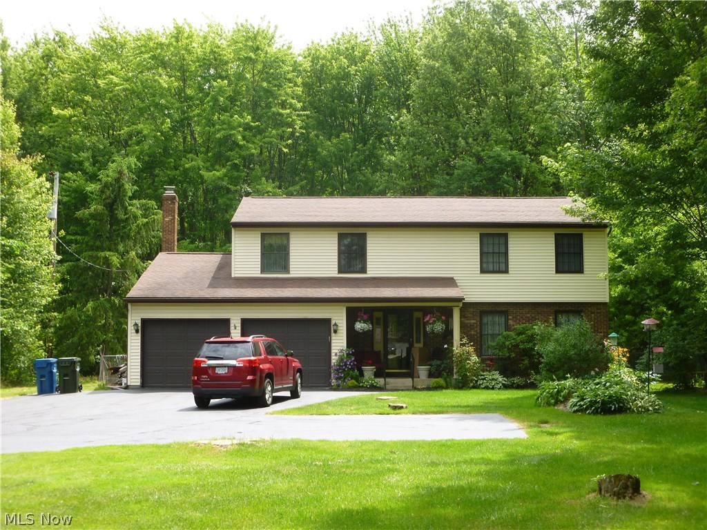 9467 Reed Road North Ridgeville, OH 44039 - Photo 2 of 35 Driveway turnaround