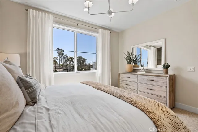 $1,264,000 | 19071 Main Street, Unit 117, Huntington Beach, CA 92648