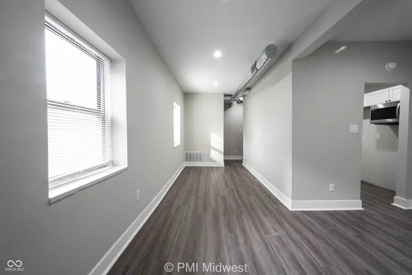 $899 | 2060 North Delaware Street, Unit 12, Indianapolis, IN 46202