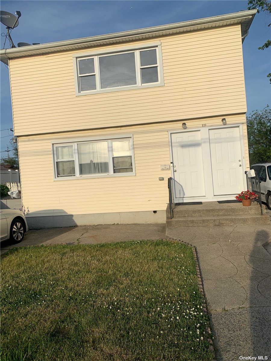 127 Quebec Road Island Park, NY 11558 - Photo 1 of 1 Gallery Image 1