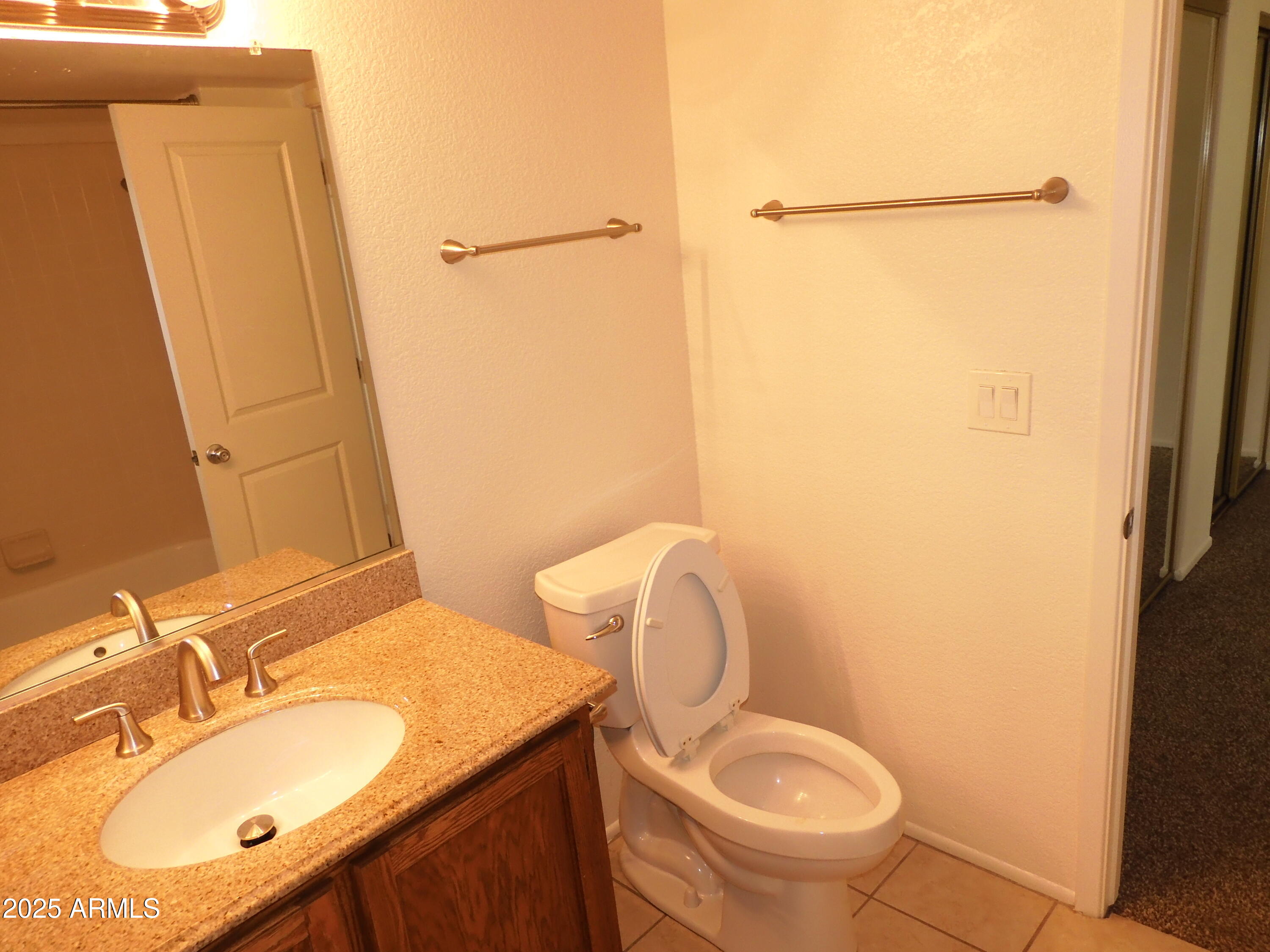 154 West 5th Street, Unit 242 Tempe, AZ 85281 - Photo 18 of 23 Upstairs Bath