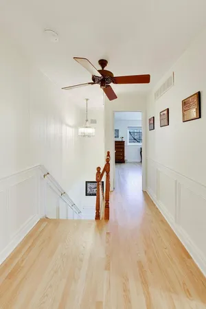 $290,000 | 845 Country Club Drive, Unit F, Libertyville, IL 60048