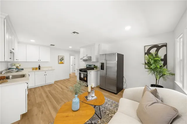 $790,000 | 332 Chester Place, Pomona, CA 91768