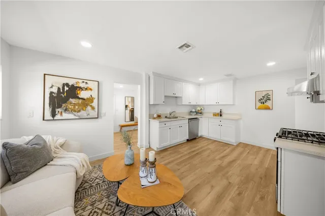 $790,000 | 332 Chester Place, Pomona, CA 91768