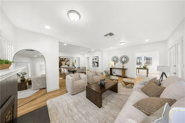 $790,000 | 332 Chester Place, Pomona, CA 91768