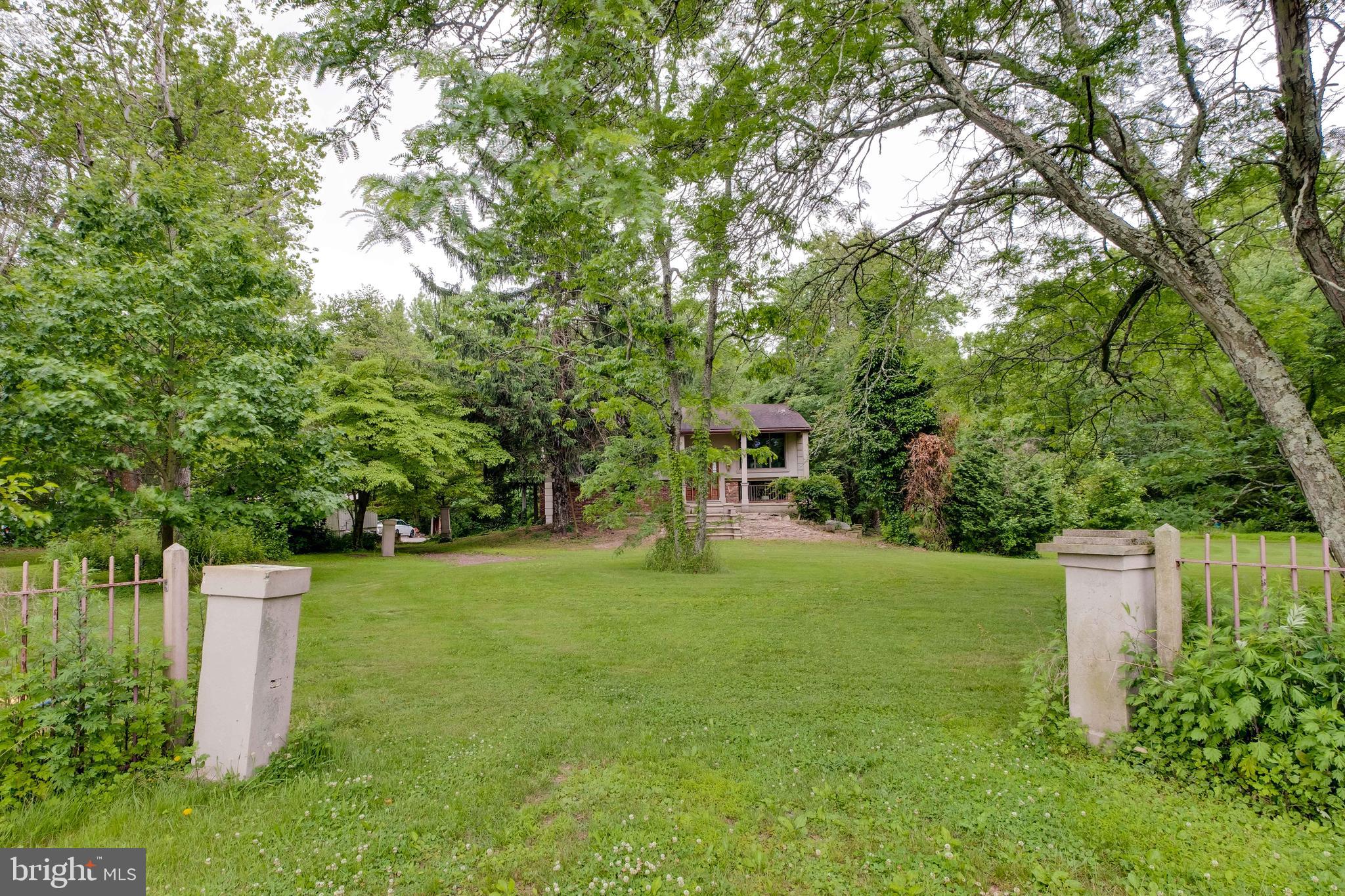 196 Arneys Mt Road Pemberton, NJ 08068 - Photo 4 of 52 Grand entrance not used for years