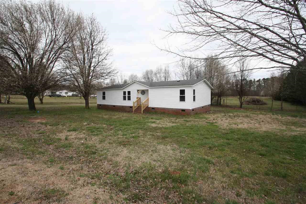 440 Cochran Road Inman, SC 29349 - Photo 2 of 35