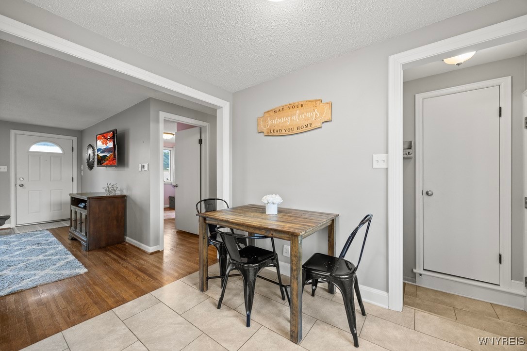 28 White Road Cheektowaga, NY 14225 - Photo 15 of 42