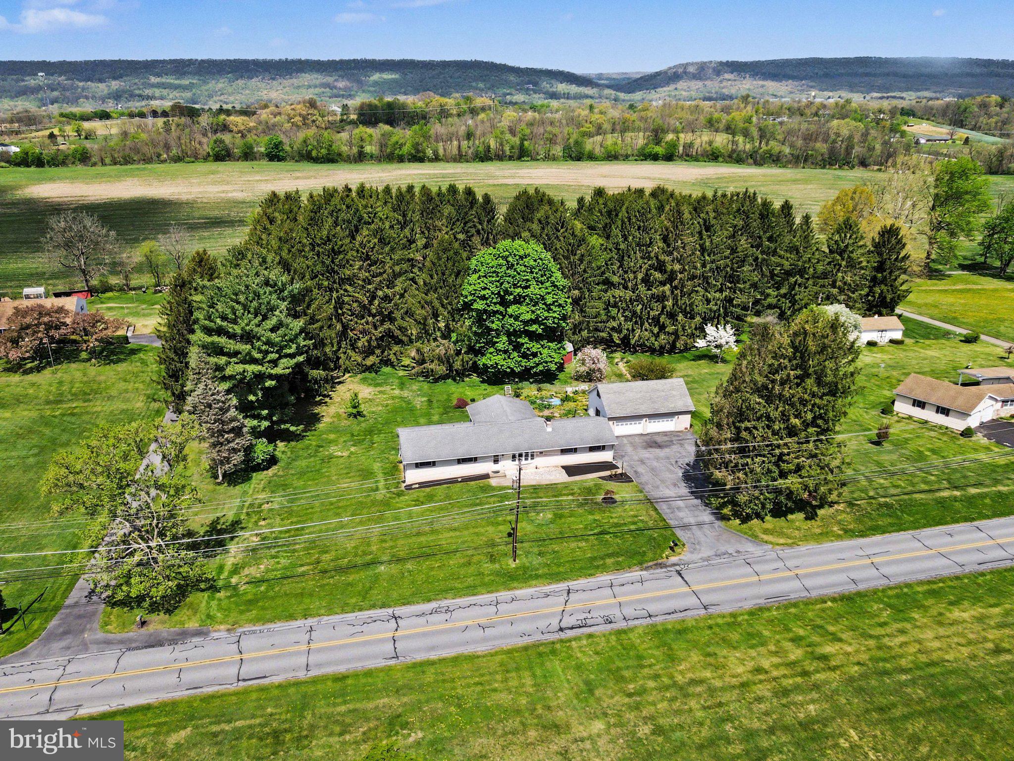 10416 Jonestown Road Annville, PA 17003 - Photo 33 of 35