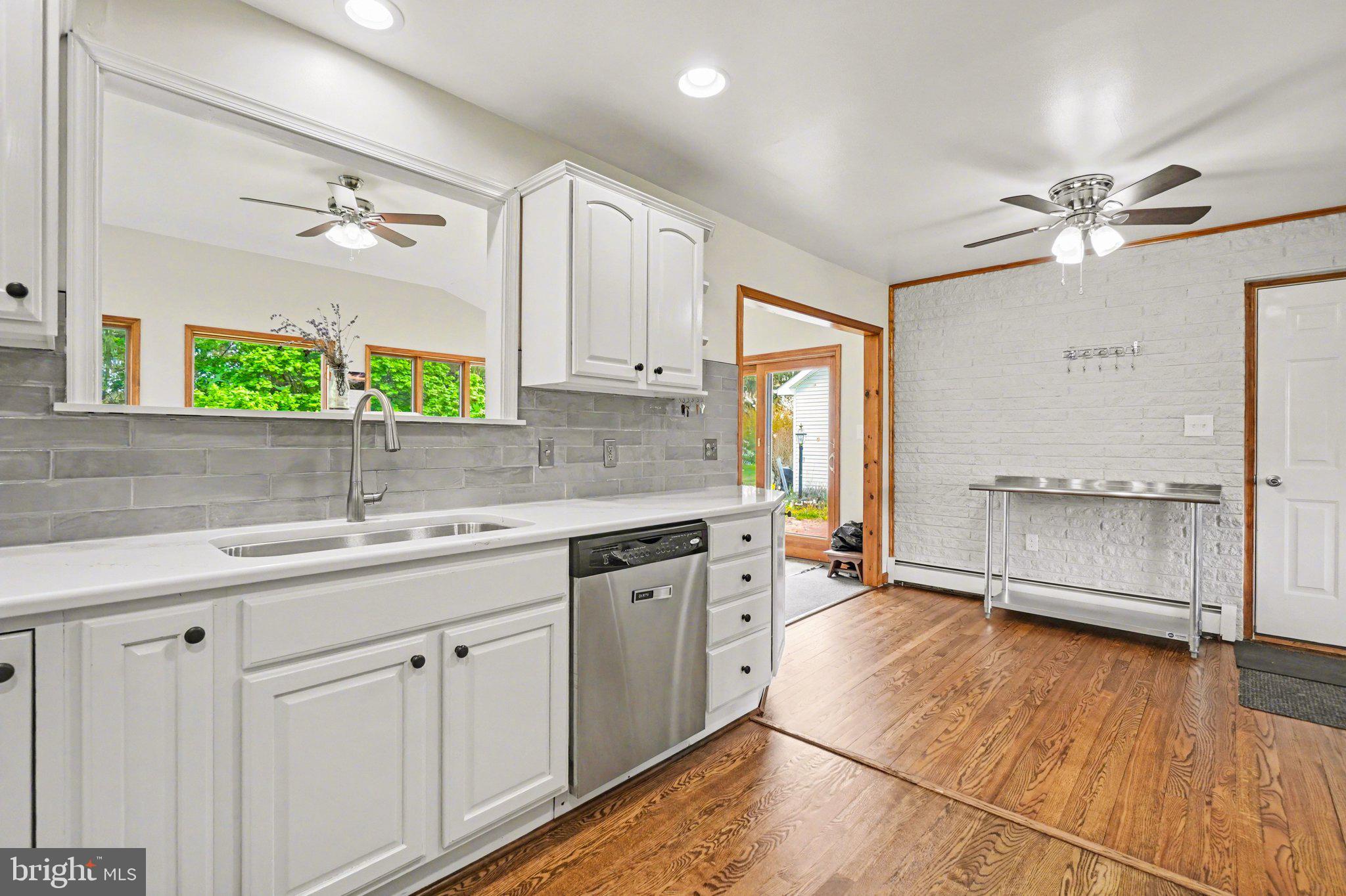10416 Jonestown Road Annville, PA 17003 - Photo 7 of 35