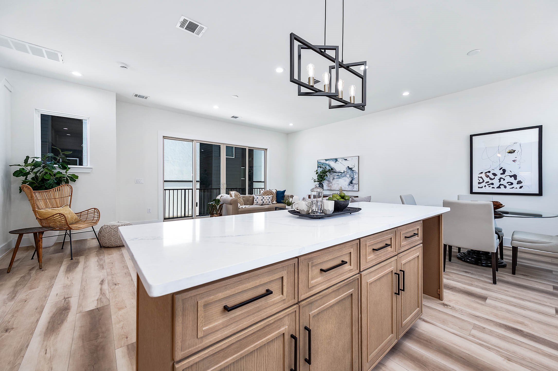 3201 St Emanuel Street, Unit A Houston, TX 77004 - Photo 18 of 37 Kitchen/Living Room
