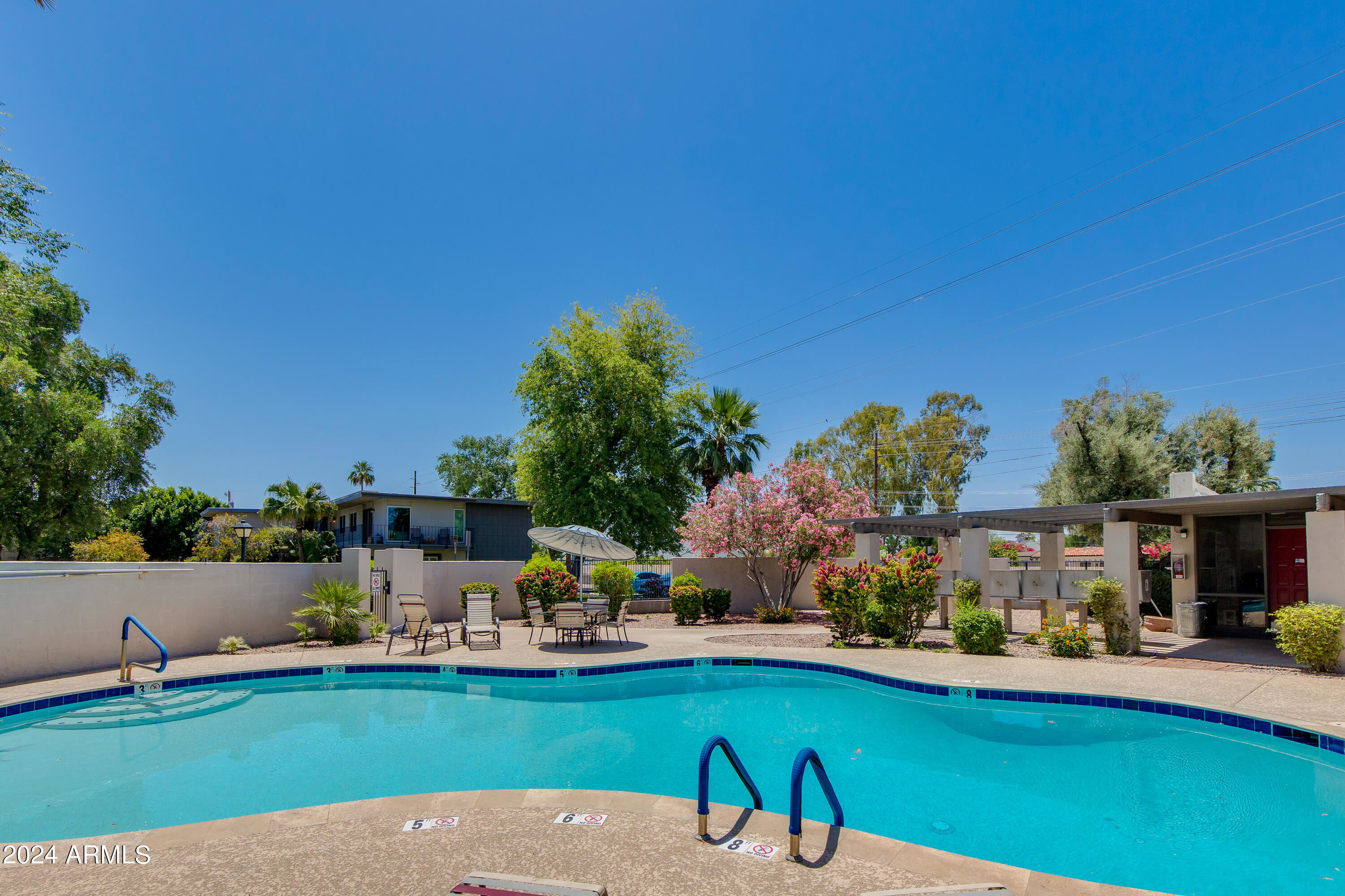4131 East Camelback Road, Unit 40 Phoenix, AZ 85018 - Photo 22 of 27 42-Calle Redonda