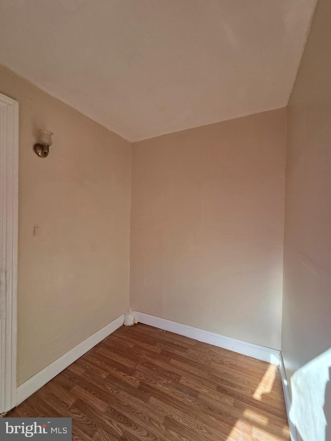 42 Maple Street Reading, PA 19602 - Photo 16 of 18 a view of an empty room