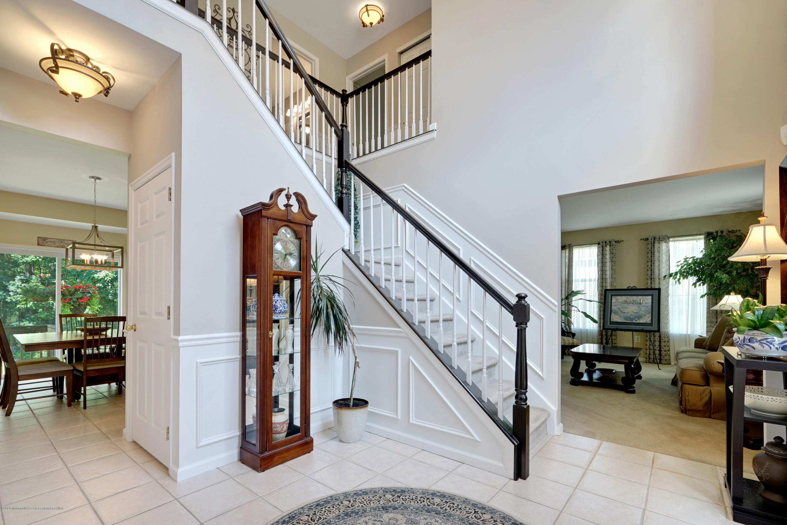 1018 Aumack Road Jackson, NJ 08527 - Photo 4 of 37 Foyer