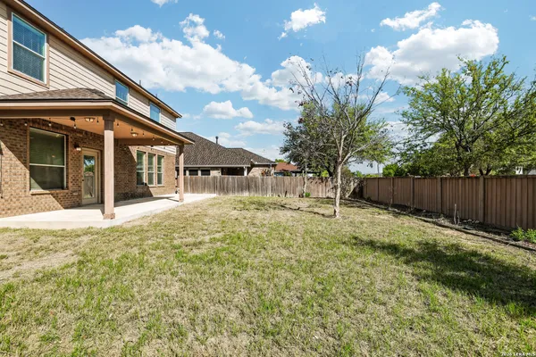 $2,395 | 1914 Lake Peipsi, San Antonio, TX 78251