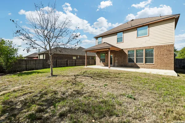 $2,395 | 1914 Lake Peipsi, San Antonio, TX 78251