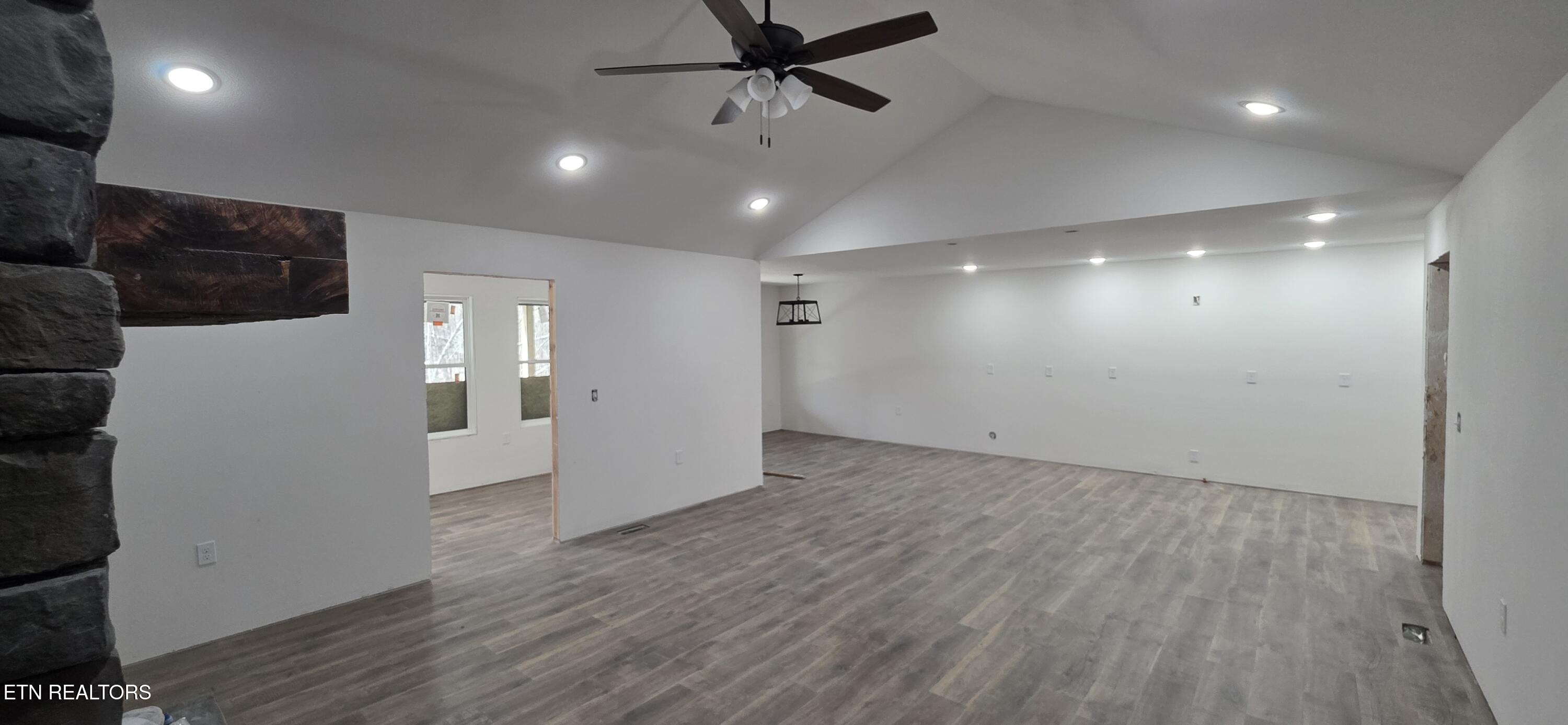 1300 Laurel Way Monterey, TN 38574 - Photo 11 of 27 1000018325