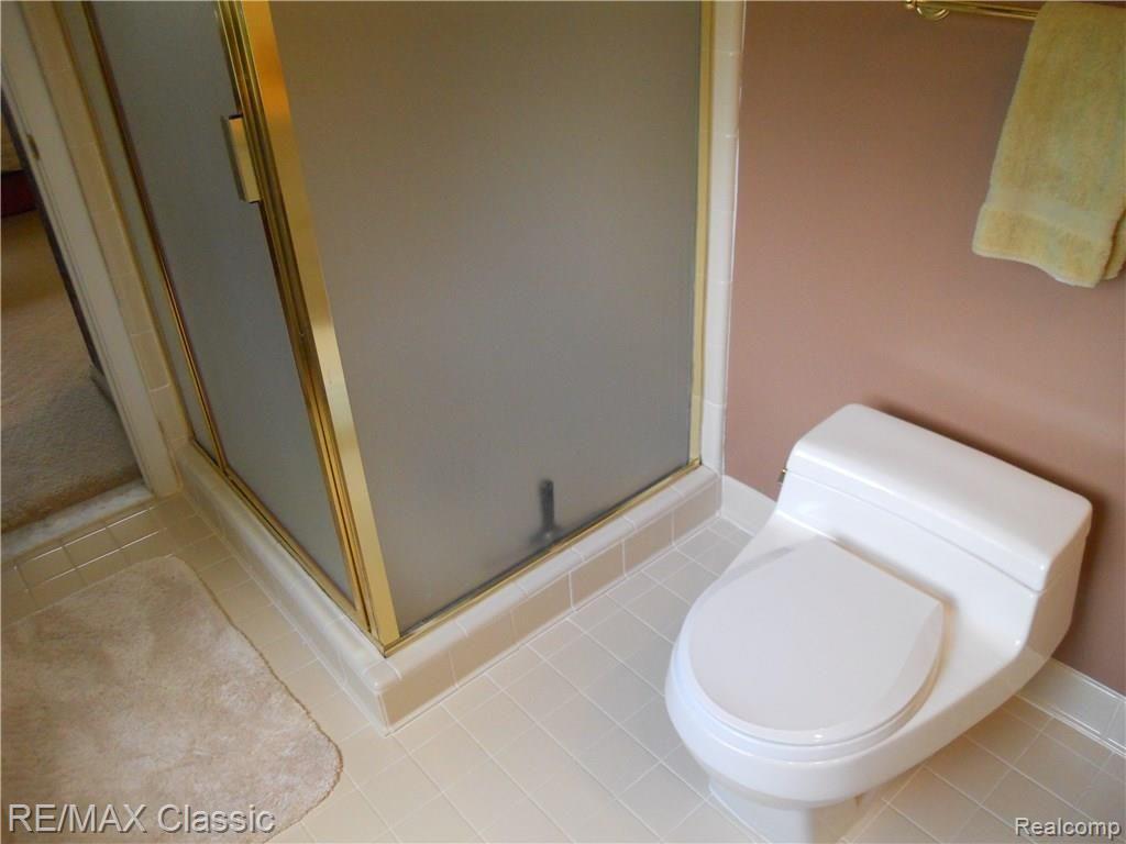 937 Rock Spring Road Bloomfield Hills, MI 48304 - Photo 27 of 41