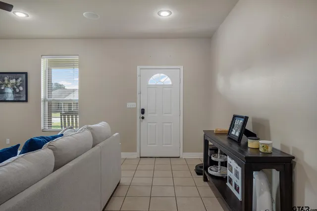 $384,900 | 708 Jaxon Drive, Whitehouse, TX 75791