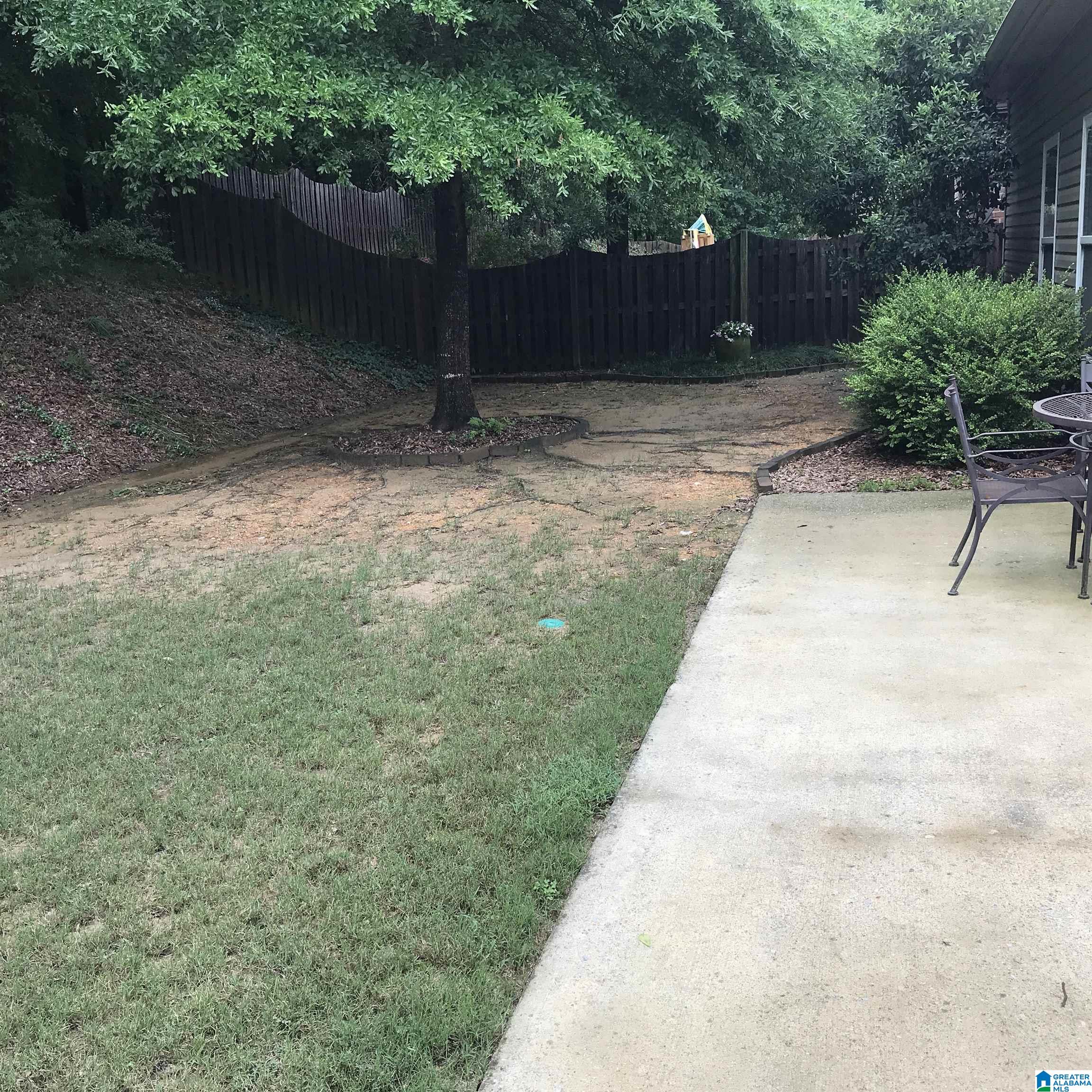 748 Valley Circle Leeds, AL 35094 - Photo 30 of 35