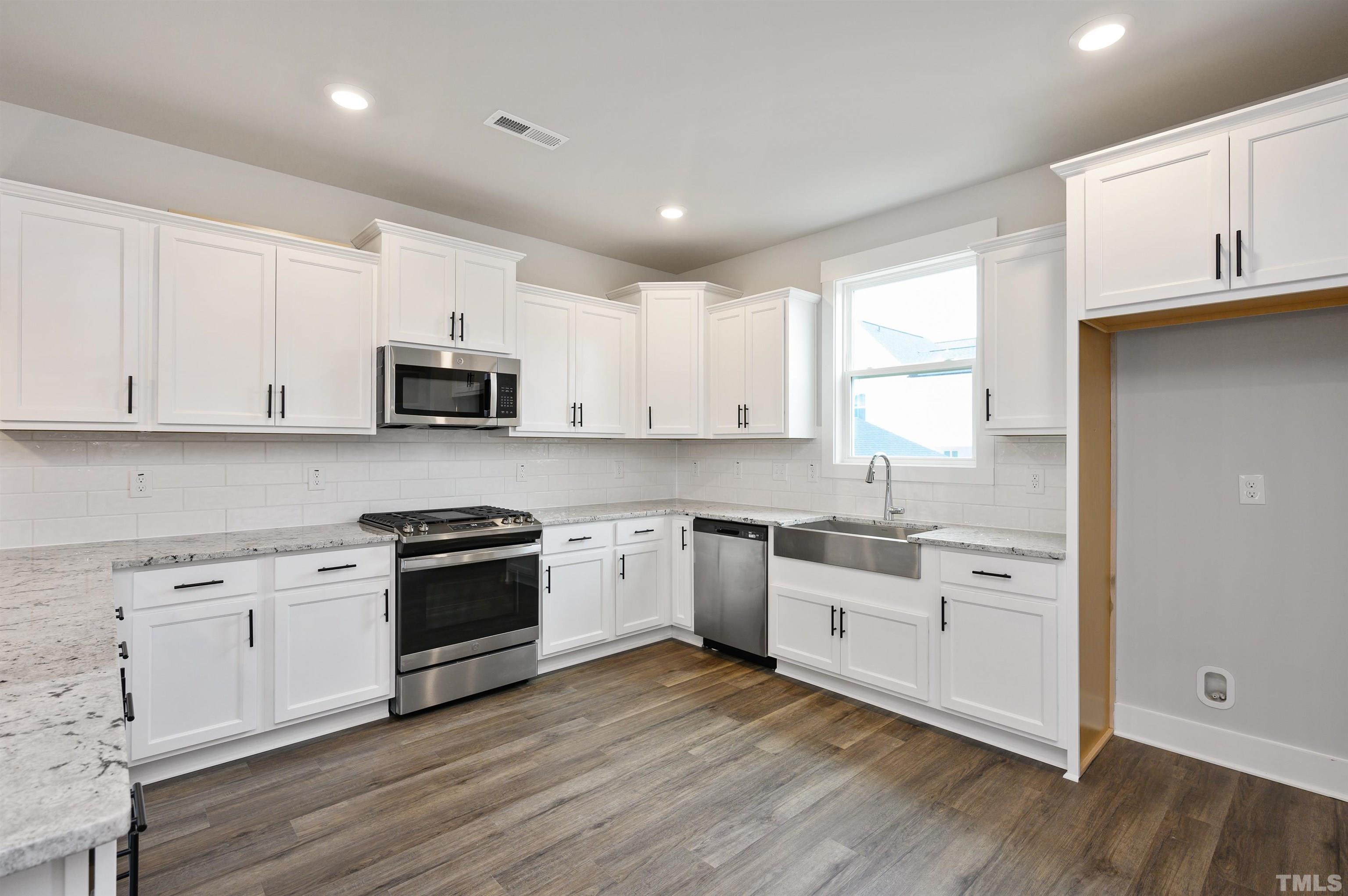 517 Friendship Chapel Road, Unit HVA0055 Wake Forest, NC 27587 - Photo 37 of 58 Photo's of Similar Home