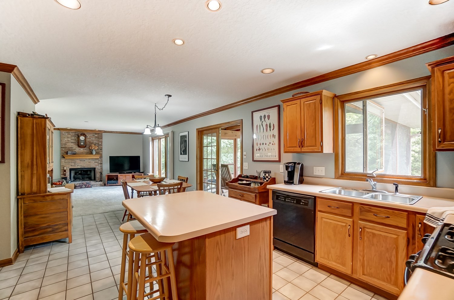 708 Benderlock Way Fort Wayne, IN 46804 - Photo 9 of 36 Gallery Image 9