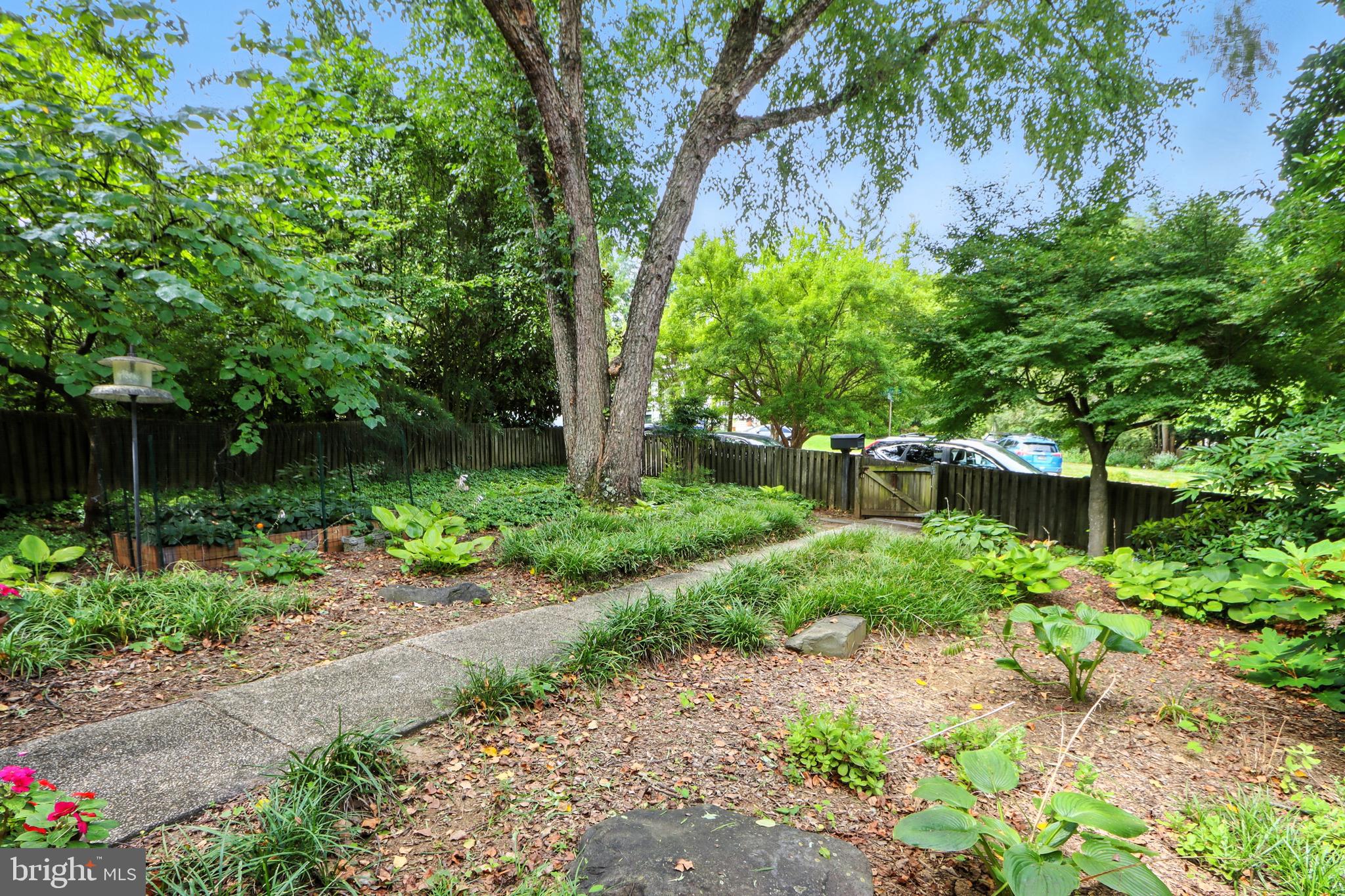 5721 Ridgedale Road Baltimore, MD 21209 - Photo 18 of 54