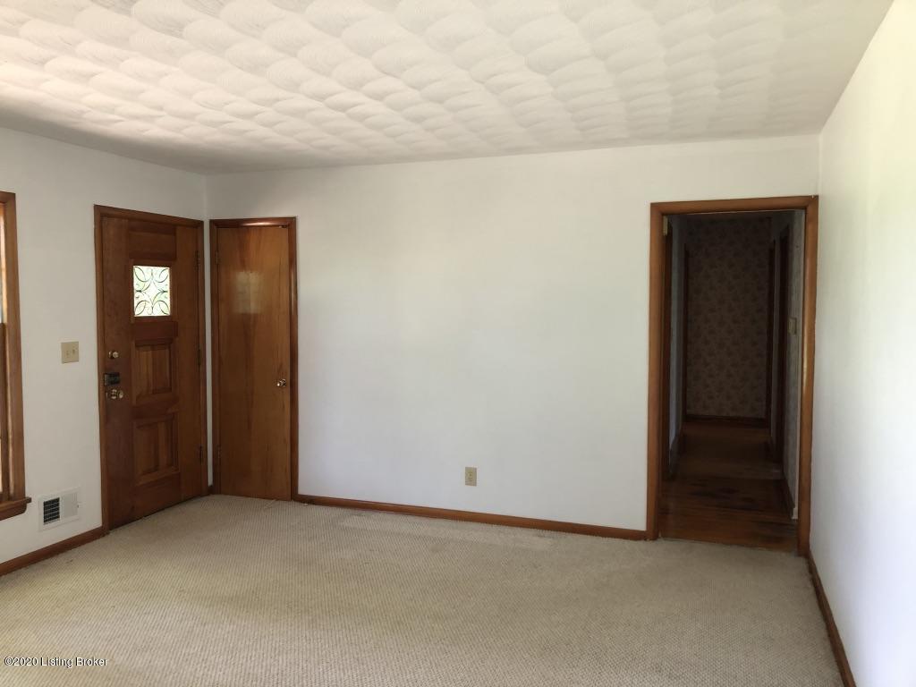 10810 Barricks Road Fairdale, KY 40118 - Photo 9 of 25 UNADJUSTEDNONRAW_thumb_2a0d