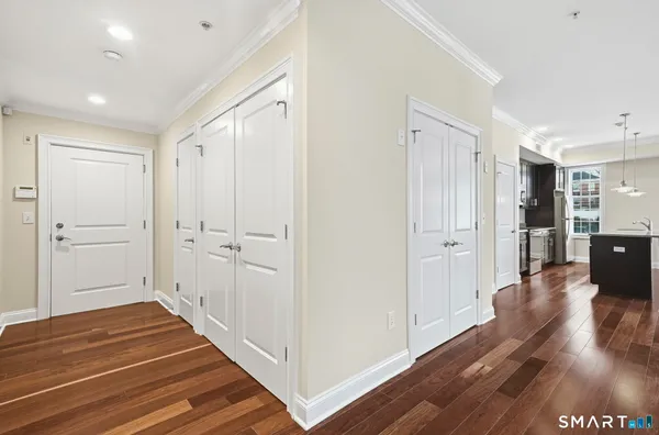 $584,900 | 142 East Avenue, Unit A305, Norwalk, CT 06851