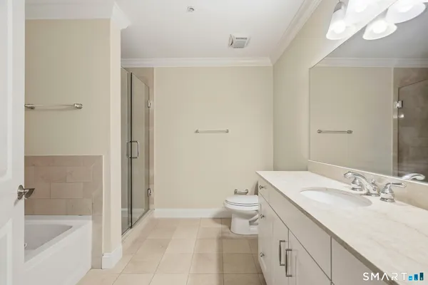 $584,900 | 142 East Avenue, Unit A305, Norwalk, CT 06851