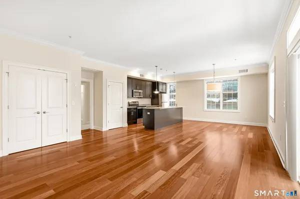 $584,900 | 142 East Avenue, Unit A305, Norwalk, CT 06851