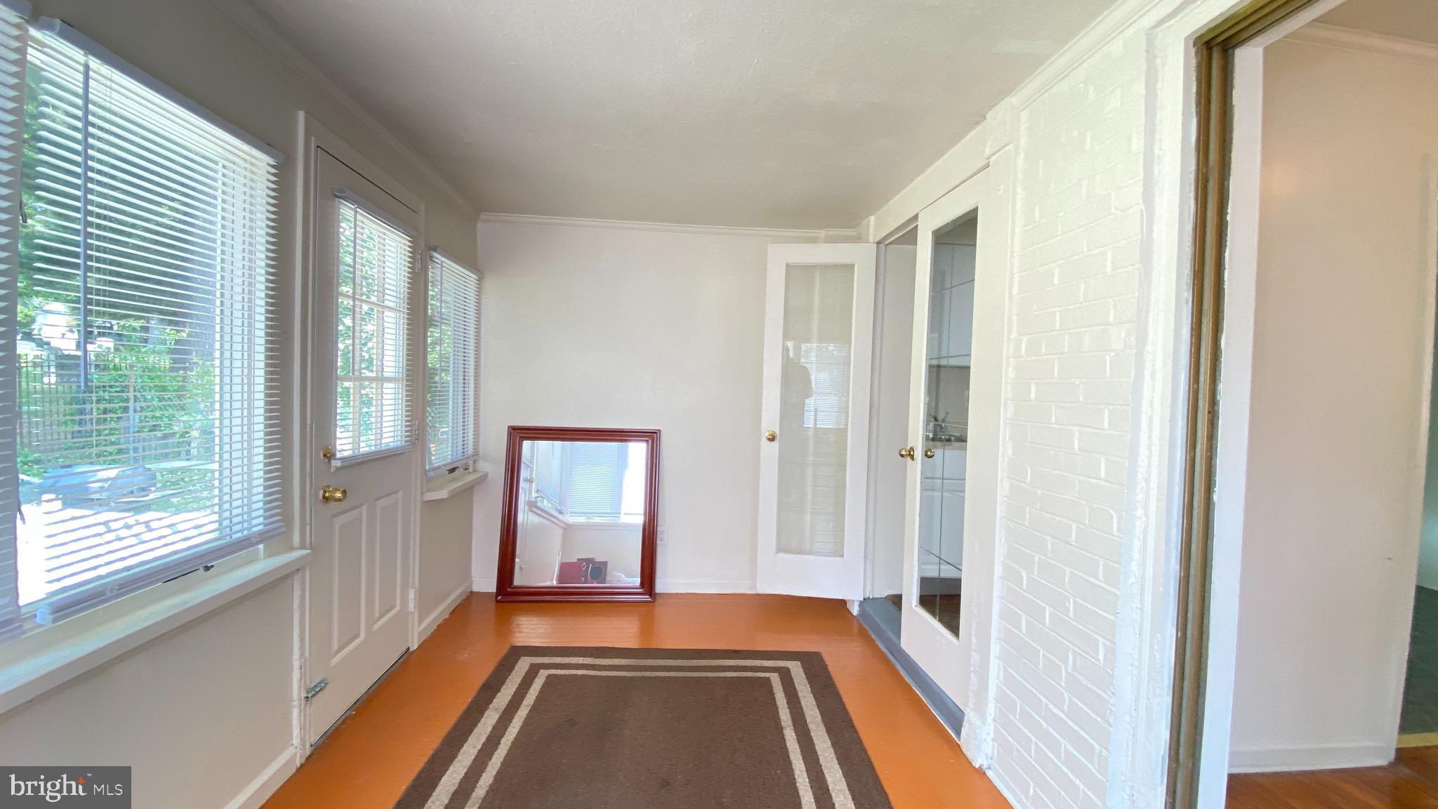 323 Rural Avenue Chester, PA 19013 - Photo 10 of 25 Gallery Image 10