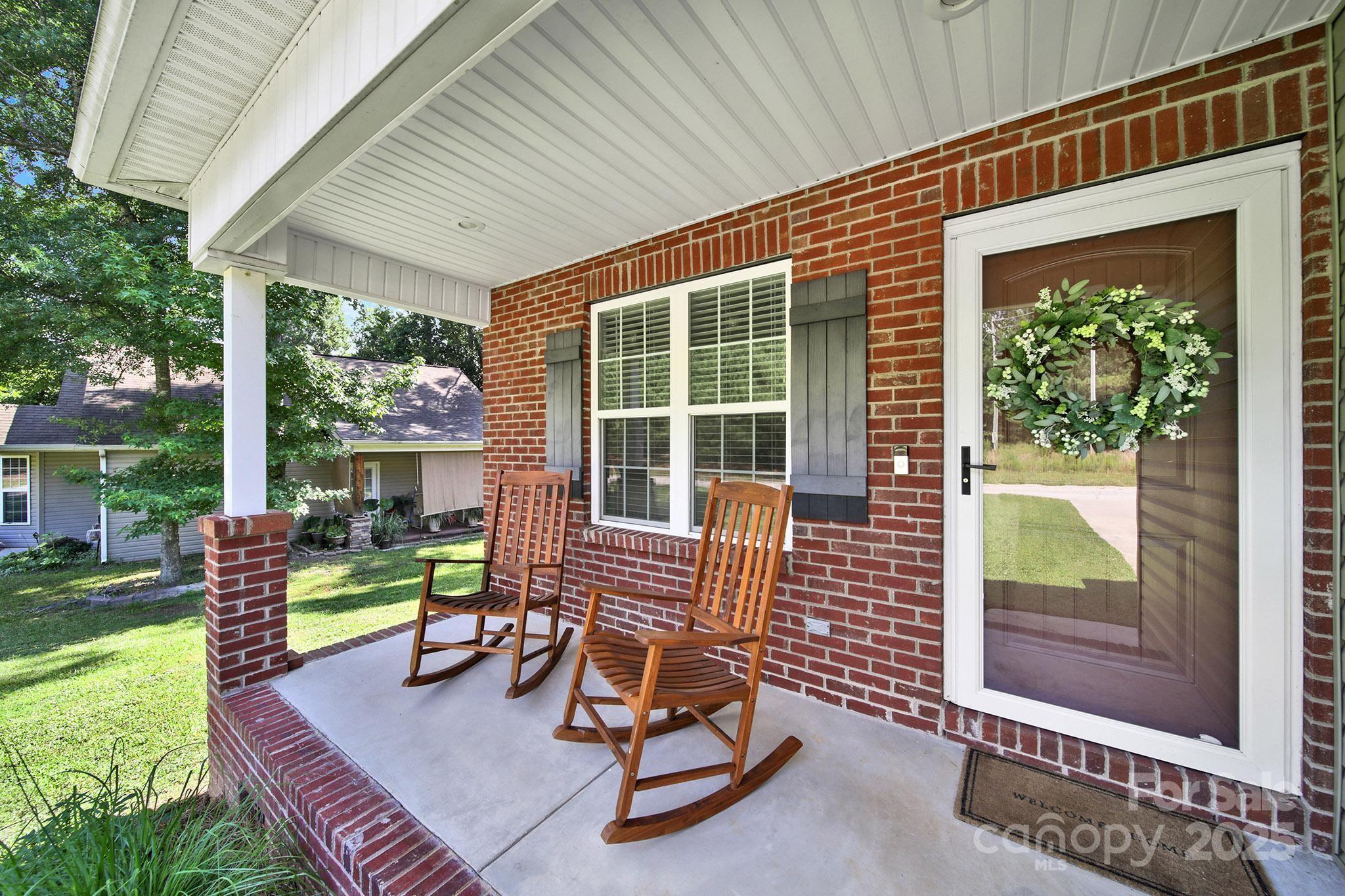 224 Eagle Creek Road Clover, SC 29710 - Photo 2 of 30 Gallery Image 2