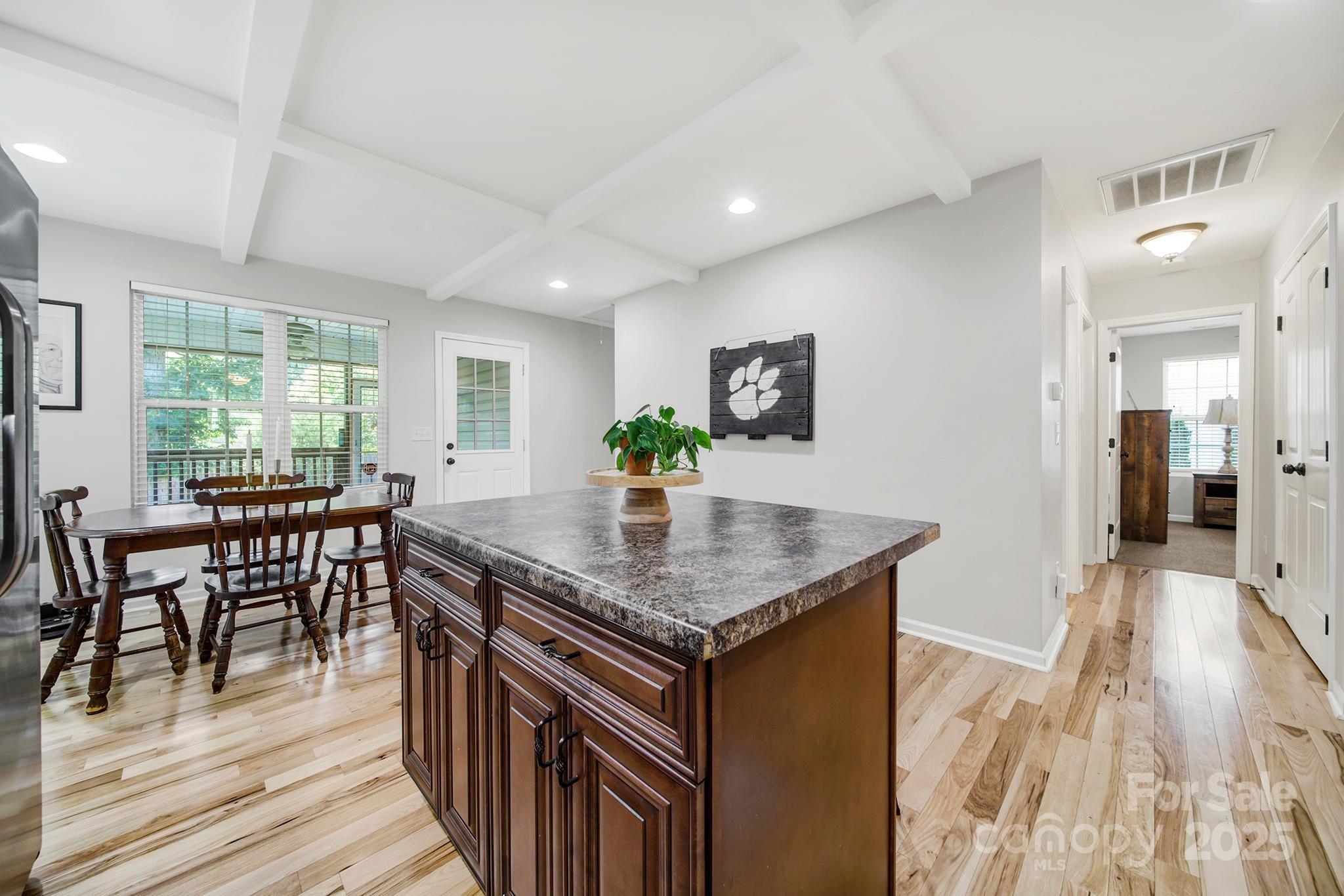 224 Eagle Creek Road Clover, SC 29710 - Photo 8 of 30 Gallery Image 8