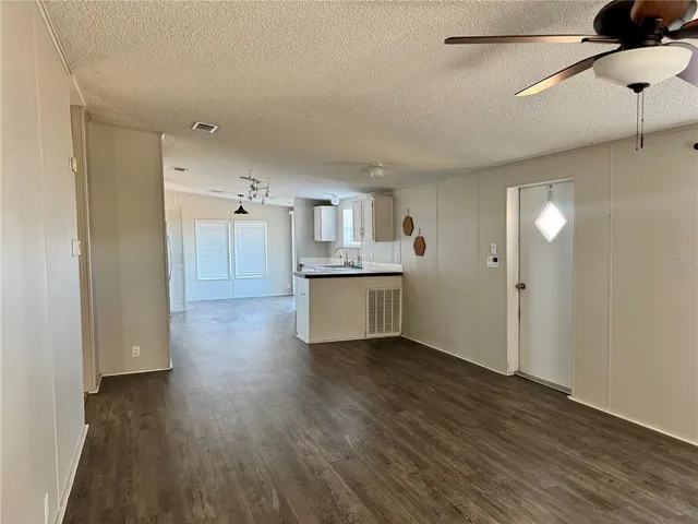 $1,800 | 3713 Smith Ryals Road, Plant City, FL 33567