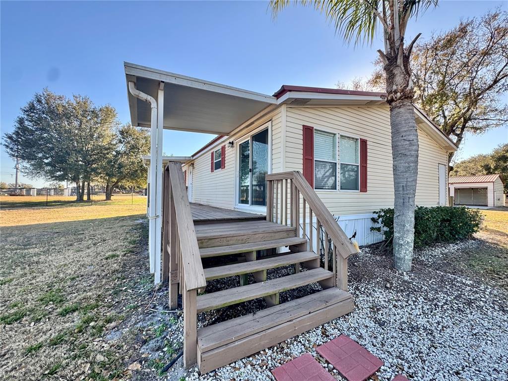 3713 Smith Ryals Road Plant City, FL 33567 - Photo 3 of 25