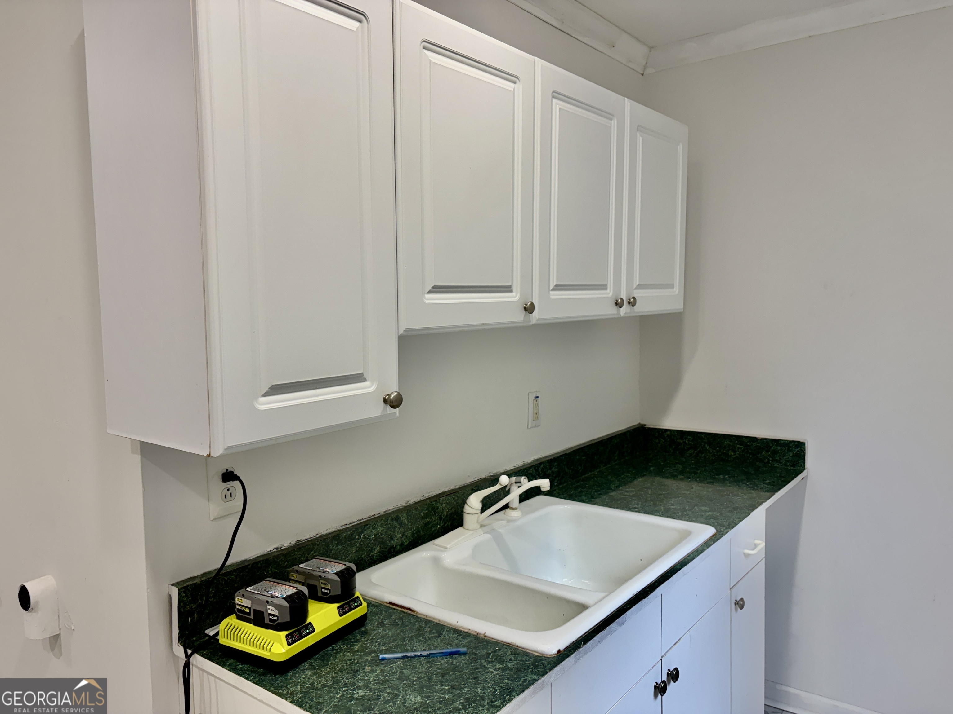 323 Trammell Street Calhoun, GA 30701 - Photo 11 of 24