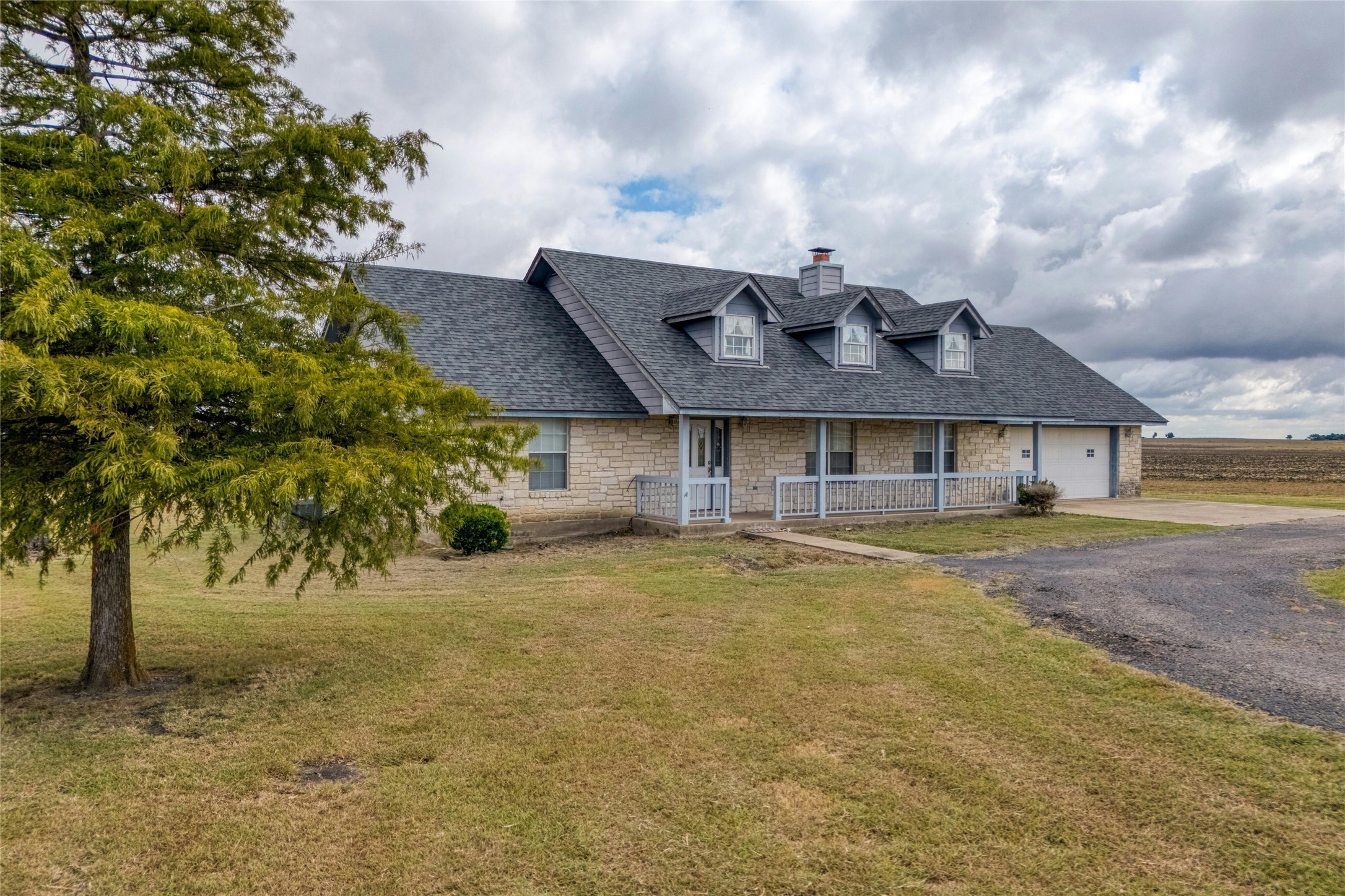 615 County Road 357 Granger, TX 76530 - Photo 3 of 30