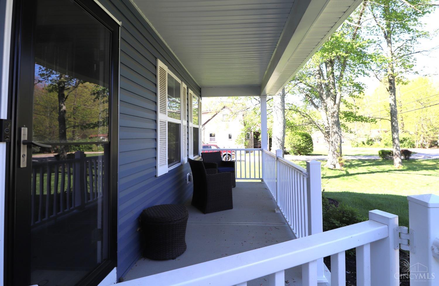 4514 Schoolhouse Road Batavia, OH 45103 - Photo 10 of 86 Front Porch
