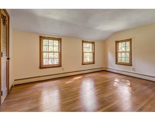 11 Whipple Road Hamilton, MA 01982 - Photo 19 of 30 Gallery Image 19
