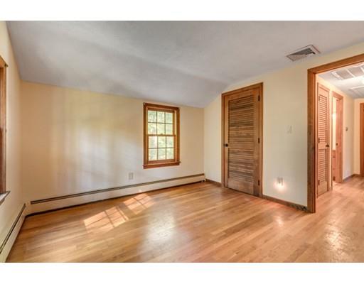 11 Whipple Road Hamilton, MA 01982 - Photo 20 of 30 Gallery Image 20