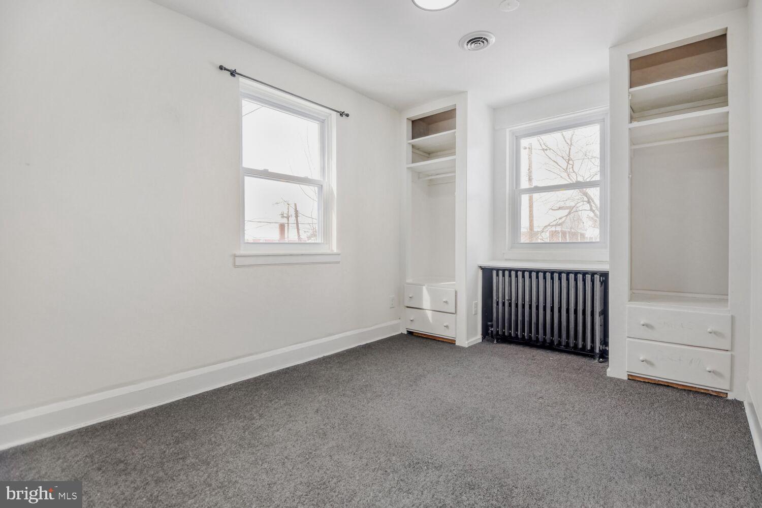 100 Shipway Dundalk, MD 21222 - Photo 19 of 28 an empty room with windows