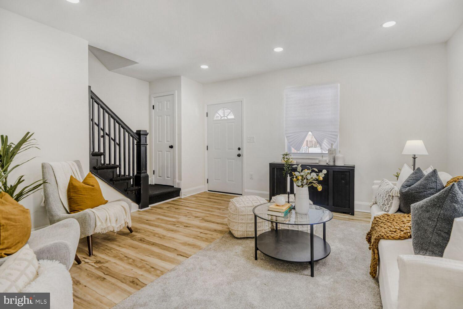 100 Shipway Dundalk, MD 21222 - Photo 8 of 28 a bedroom with a bed and a couch