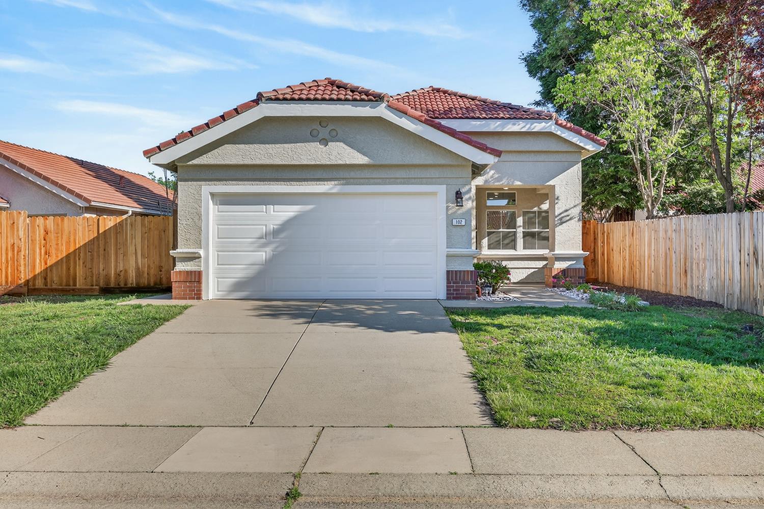 102 Moylan Way Folsom, CA 95630 - Photo 2 of 60