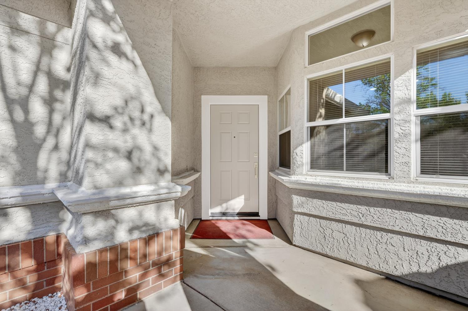 102 Moylan Way Folsom, CA 95630 - Photo 6 of 60