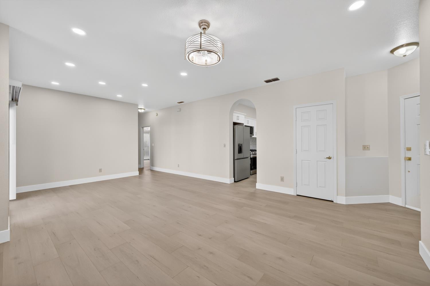 102 Moylan Way Folsom, CA 95630 - Photo 10 of 60