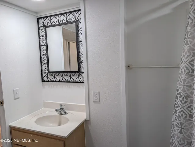 $1,350 | 116 Claudia Street, Interlachen, FL 32148